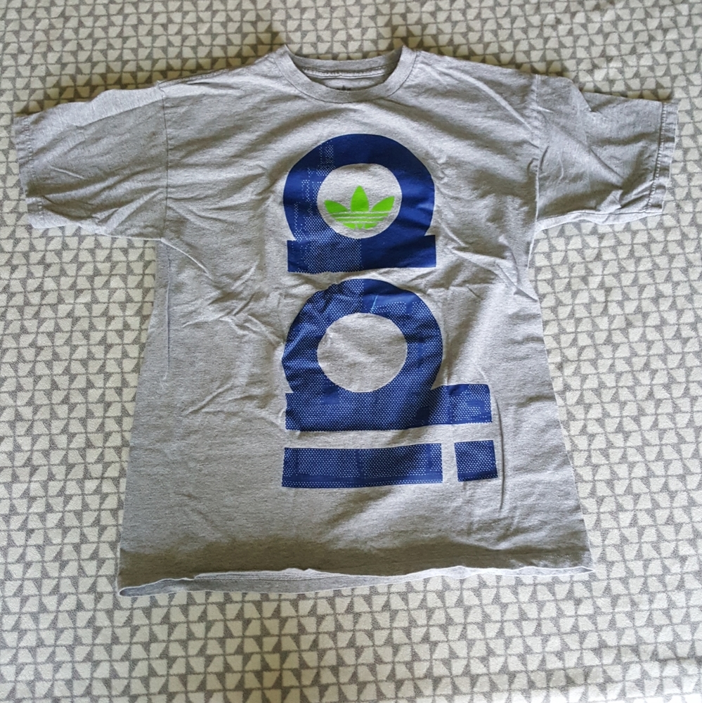 Adidas t-shirt